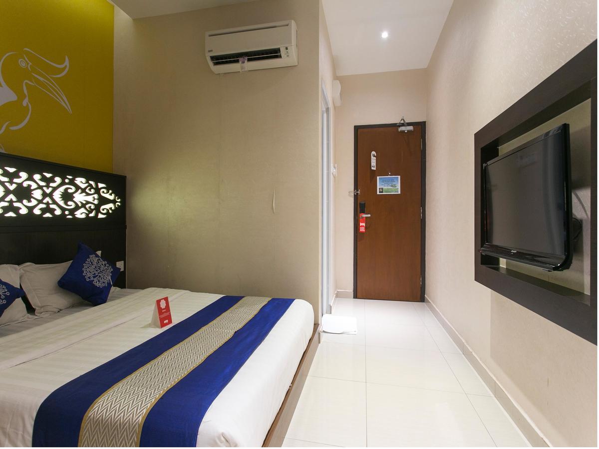 Sri Enstek Hotel Klia, Klia 2 & F1 Sepang Exterior foto